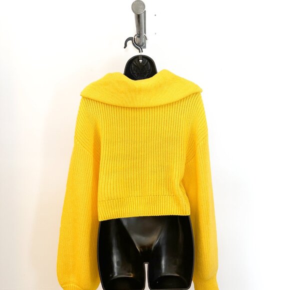 NWT Anjeanette Puff Sleeve Quarter Zip Sweater in Yellow / Medium - Picture 4 of 8